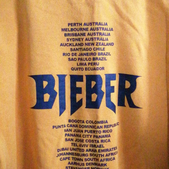 Justin Bieber sweater - Picture 6 of 7